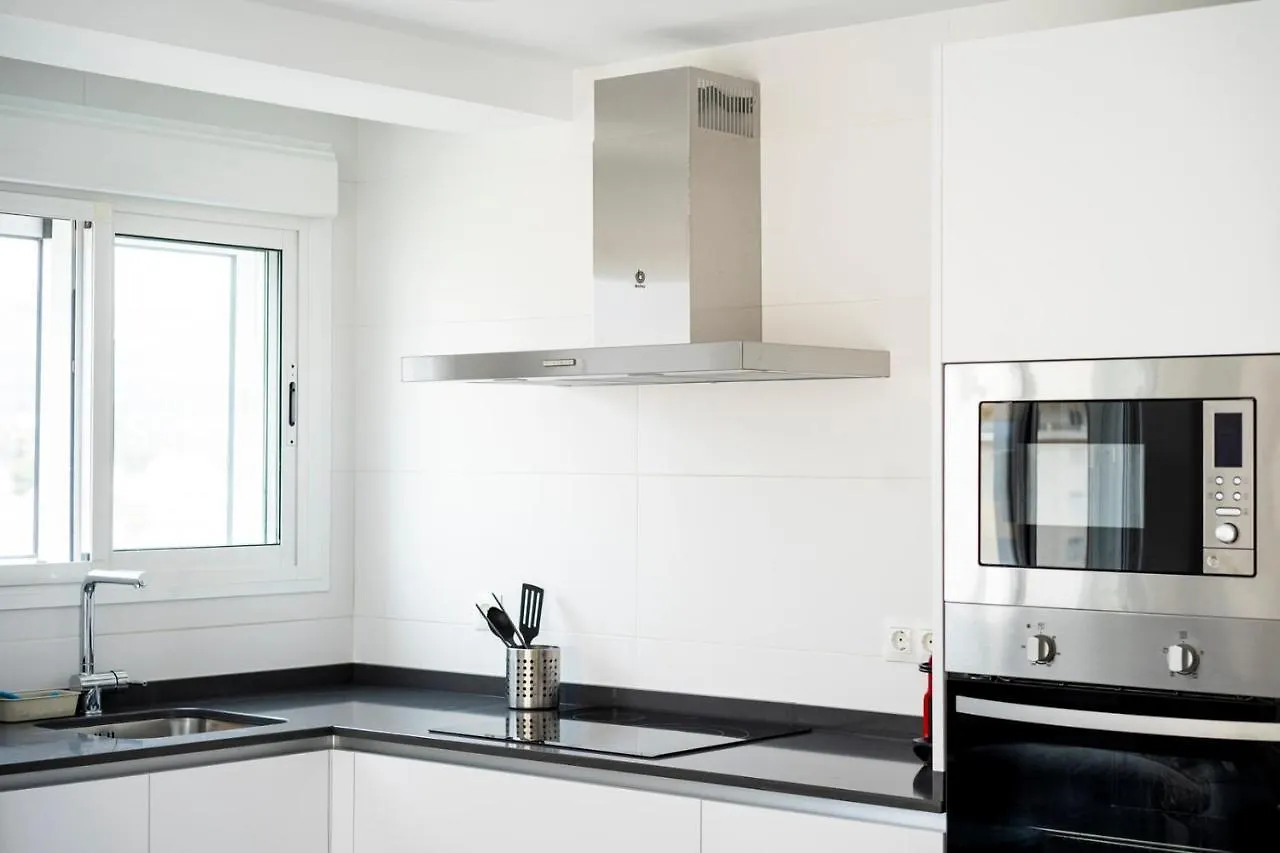 Montevideo Beach - Apartamento Con Vistas Al Mar Recien Renovado Algarrobo Costa Spain
